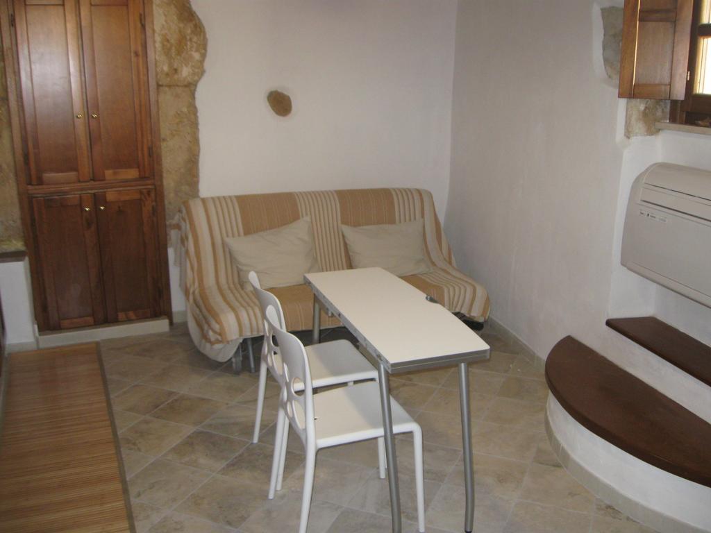 Appartamento Coghinas Sedini Ruang foto